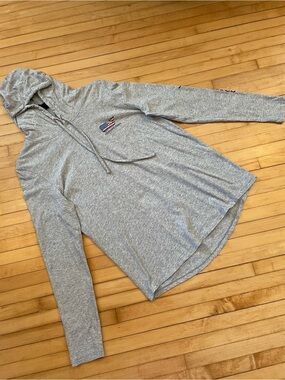 VINEYARD VINES Long Sleeve Hooded Tee T-Shirt Gray Whale Harbor Flag Nautical